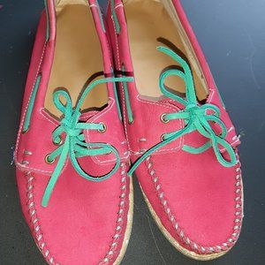 Pink women's dockside